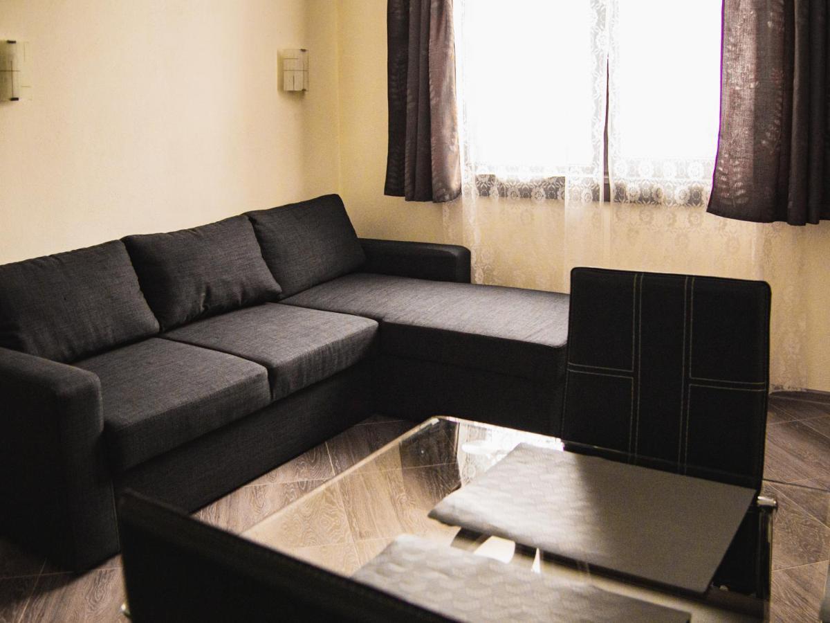 Hotel Relax Dobrinishte Exterior foto